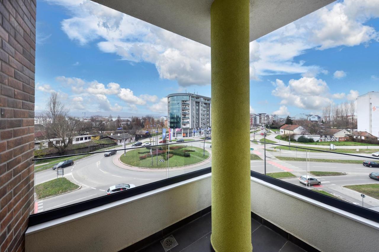 Divine & Delight Apartments Novi Sad Eksteriør billede